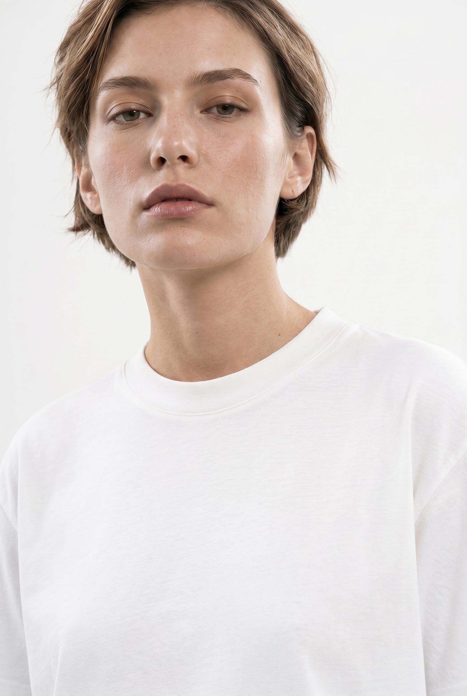 Kadın Basic Oversize Pamuklu Süprem T-Shirt Ekru-3