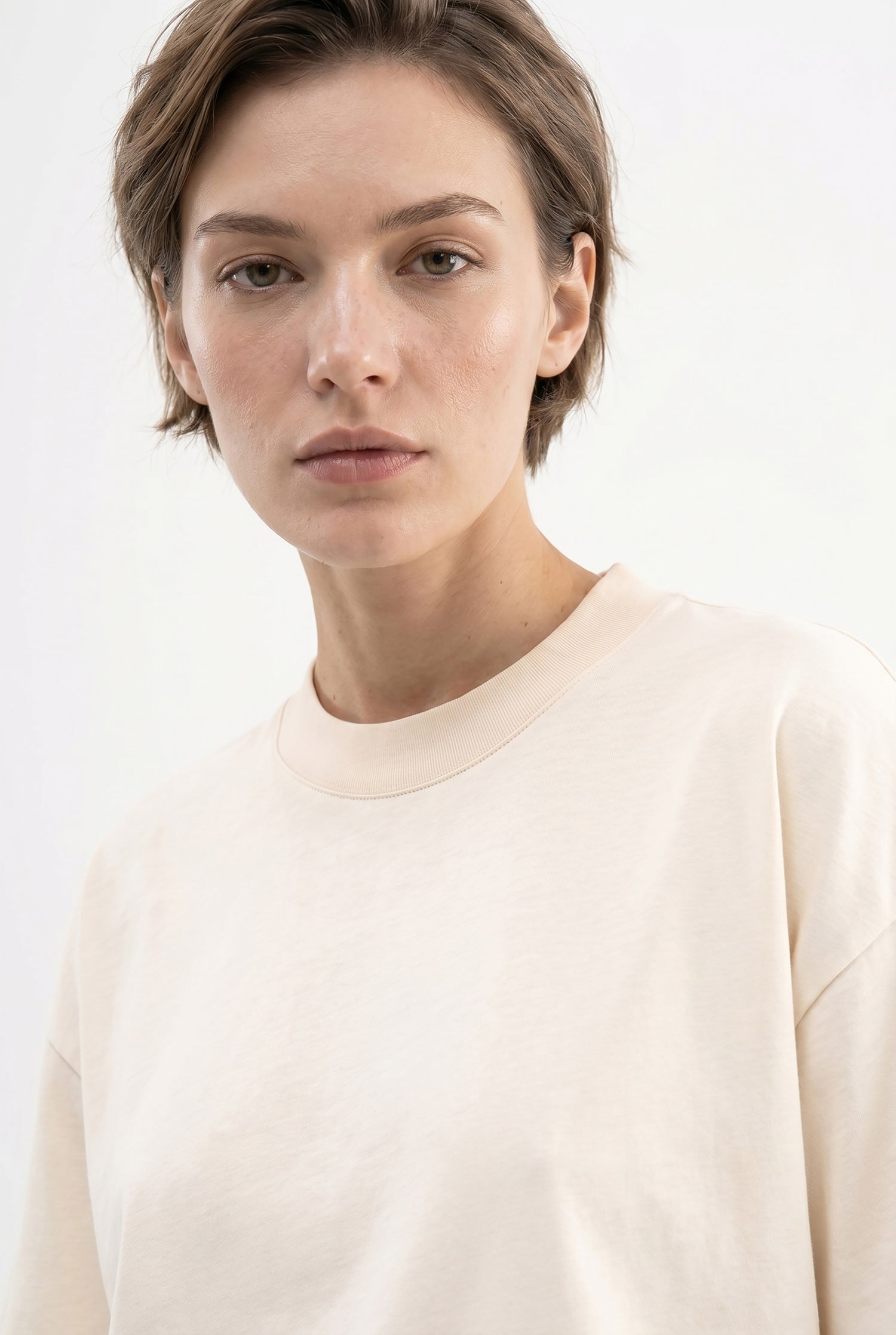 Kadın Basic Oversize Pamuklu Süprem T-Shirt Tereyağı-3