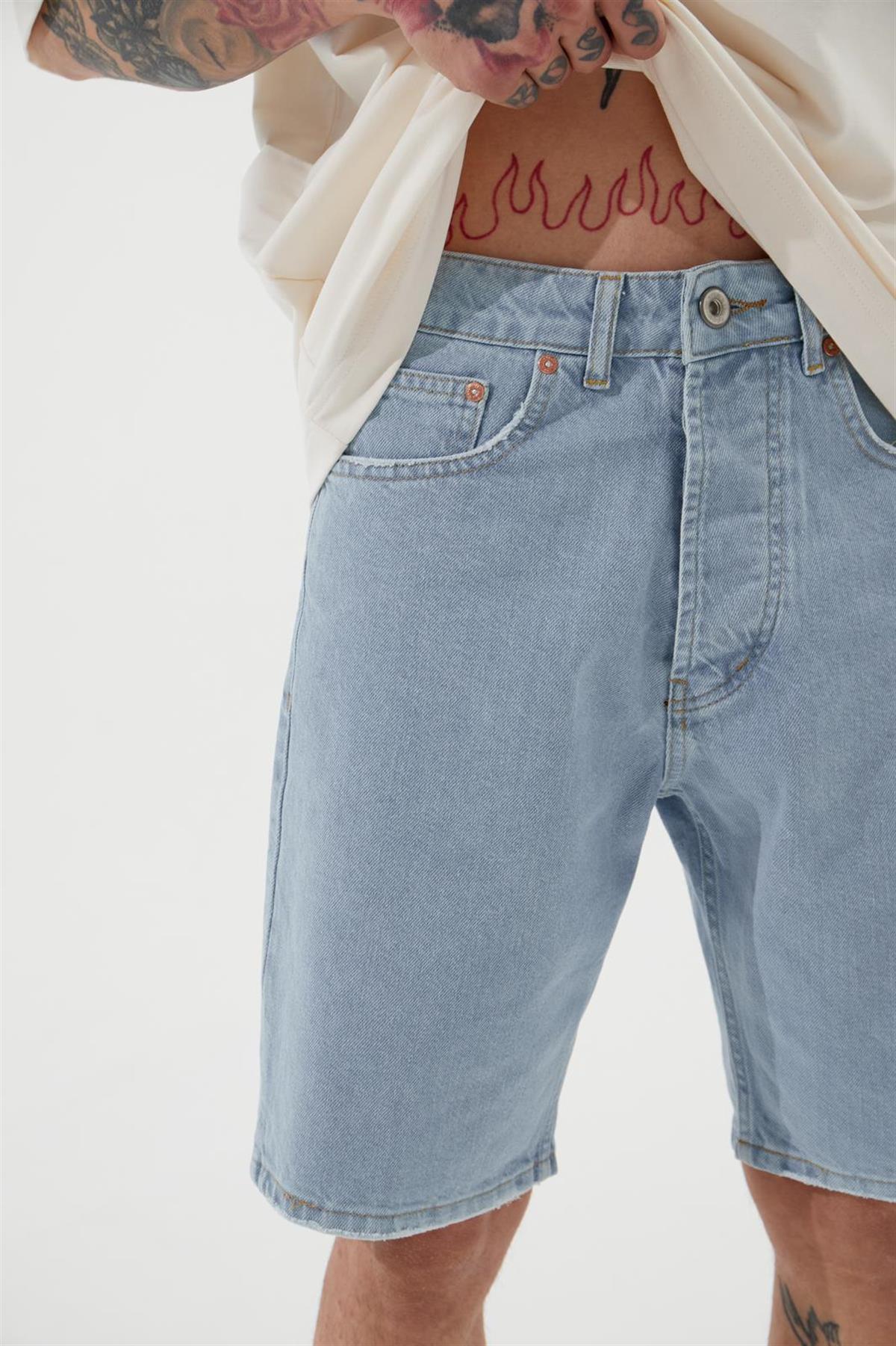 Erkek Loose Fith Denim Bermuda Şort Açık Mavi