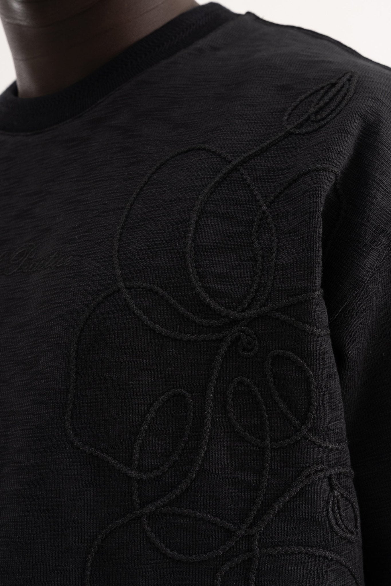 Erkek Çiçek Nakışlı Jakarlı Oversize Tişört Siyah